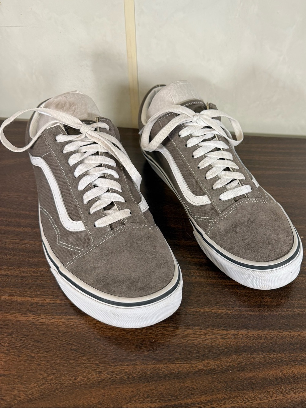 Vans Old Skool Mens 10 Gray White Suede Canvas Lace Up Low Top Sneakers